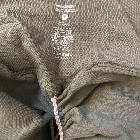 Do You Even Seamless Scrunch Khaki Green - Picture 2 of 6